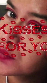 Xhamsterlive: Kisses for You From Barbiie