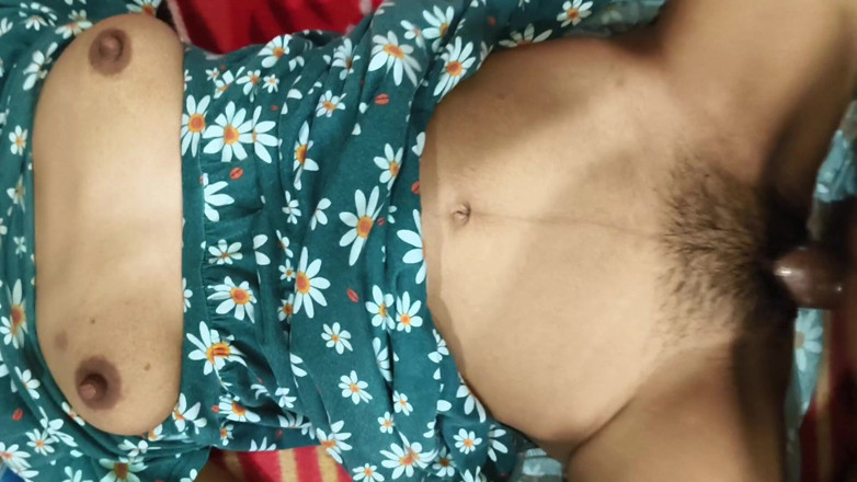 yongboy1: Doggy Style A lăsat-o pe fată în poziția doggy style și i-a...