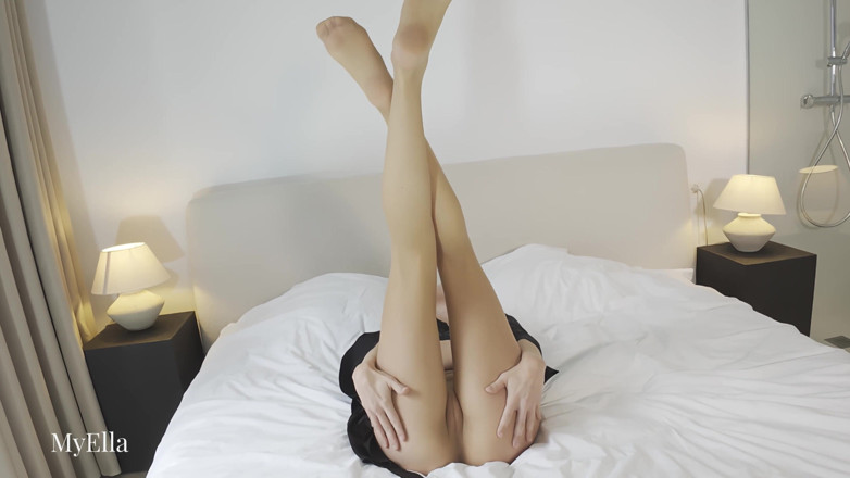 Myella: Sem emenda, meia-calça dildo penetrando provocação