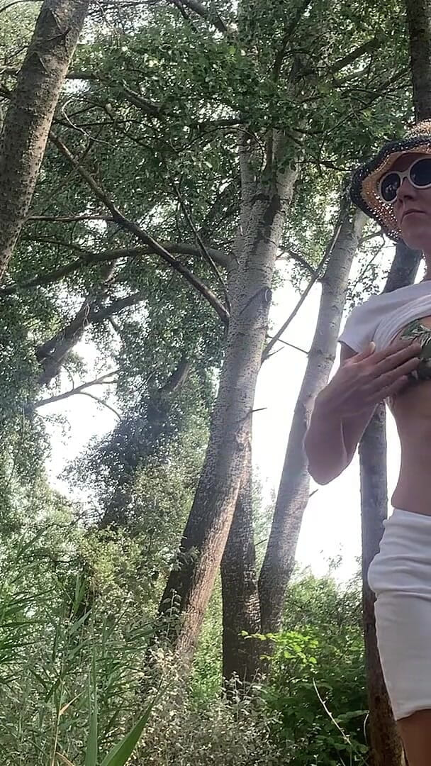 Lolacam: Flashing You in the Woods
