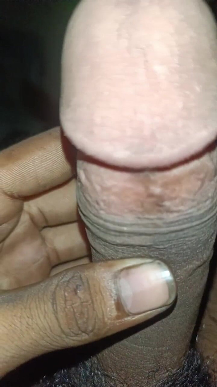 Arvind6355: Masturbacja z wielkim kutasem / przyrodnim bratem / ojczymem / macochą / macochą przyrodnią...