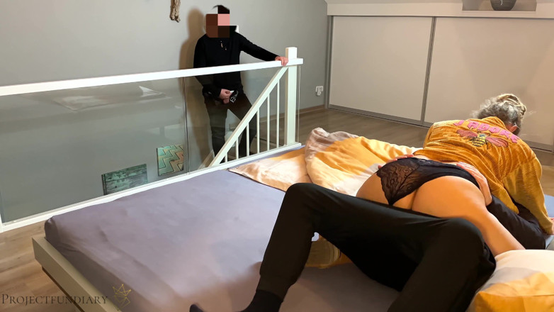 Projectsexdiary: Une femme au foyer infidèle reçoit deux creampies