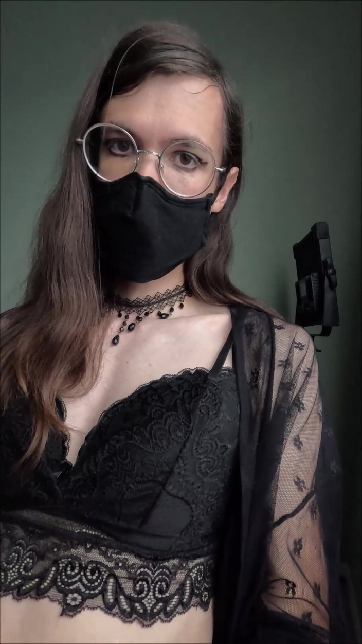 Mistress Mel: ドミーの愛人があなたにしゃぶるように命じる