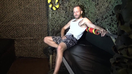 Gaybareback: Bairon Hell dikongkek tanpa kondom oleh Joel Someone