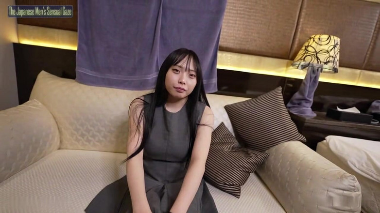 A case of fling: Fallen Star Surge ontvouwt zich als een rondborstig ex-idool een...