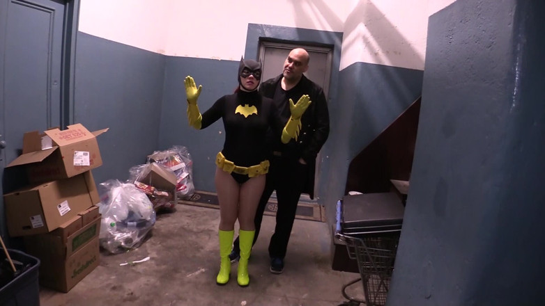 Evangelines Fetish: Batgirl manipuliert