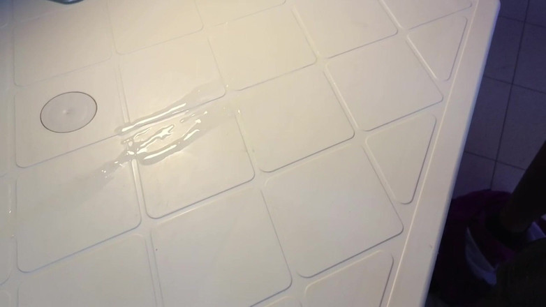 by_pandora: 정액이 테이블 위에 있습니다