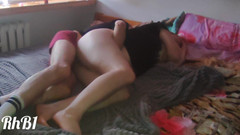 Redhead Bunny1: Orgasme Panjang yang kuat. Orgasme sengit di atas katil pancutan...