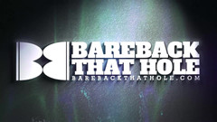 Bareback That Hole: Обнаженный хичко Брут Хичкок и Parker Allen имеют интенсивную сессию без презерватива
