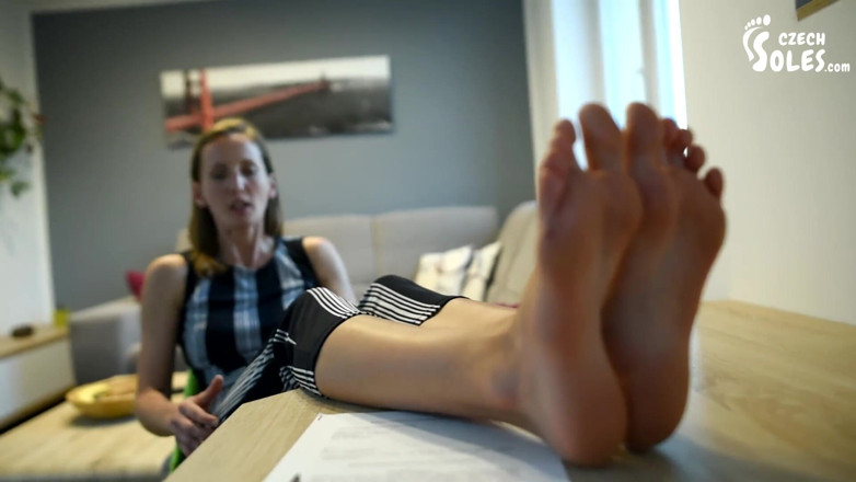 Czech Soles - foot fetish content: Real estate agent taking advantage of client's foot fetish