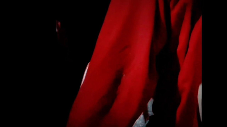 TricolorMusic3: Ateşli güzel fitness desi yengenin seksi genç kız ateşli büyük...