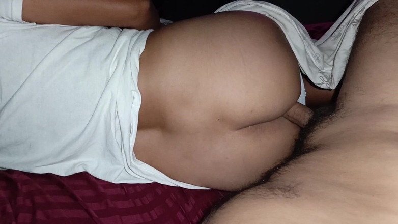 Karely Ruiz: Mijn Stiefdochter Opeten Bij Mijn Vrouw Thuis