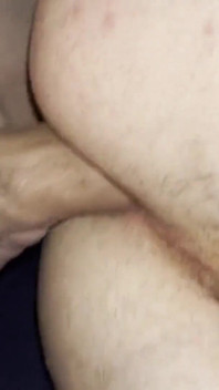 Gevuld met sperma anaal