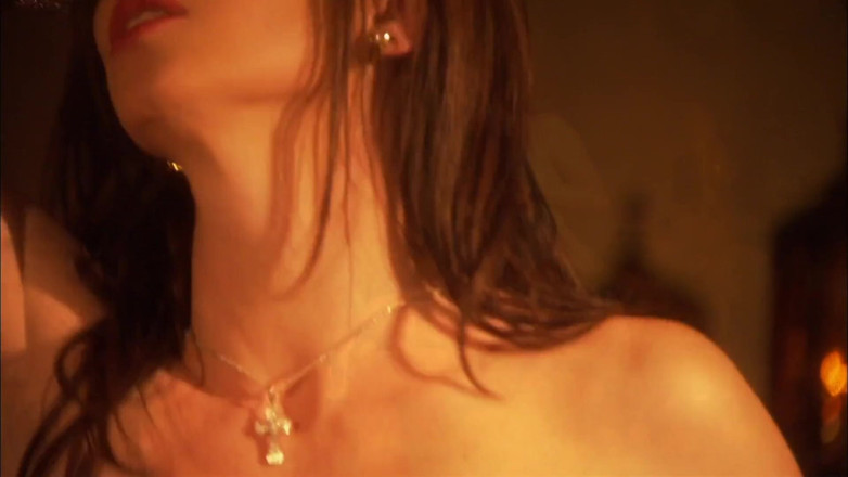 Dirty fantasy: hot sauteli mammi use chodne ke lie bahut sundar nahin...