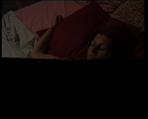 All you need to fuck: Tante seksi rambut cokelat dengan stoking seksi ini lagi ngidam...