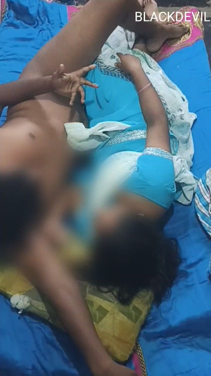 Mandadum: 애인의 불륜에서 섹스하는 텔루구 마누라