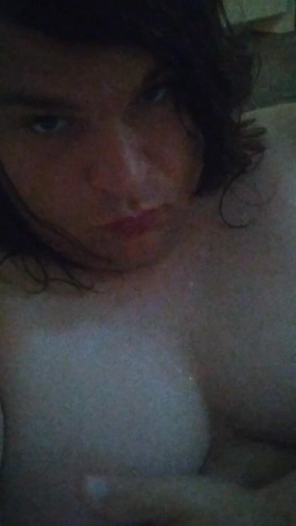 Ziasavv: Menggesel kelentit transgirl saya