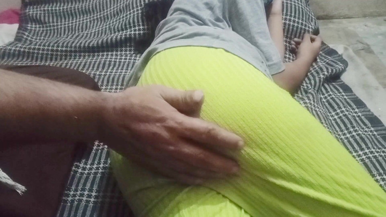 Small Baby: Abang tiri india dientot habis-habisan sama abang tirinya sendiri