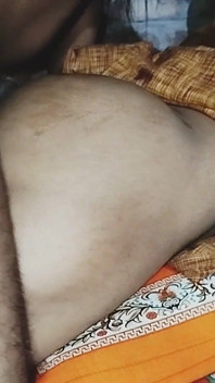 Bhabhi Ki, vidéo en levrette