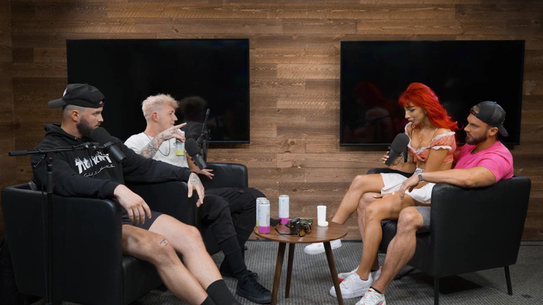Pillow Talk: Fitness Nala liebt rollenspiele ..