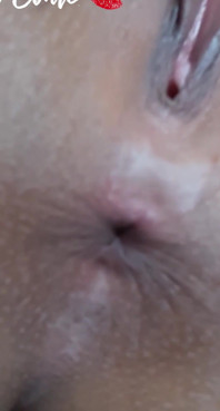 Čistá a páchnoucí kundička