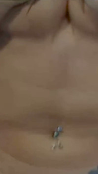 แม่ม่ายวัยใสเย็ดตูดครั้งแรกเพื่อลบความทรงจํา