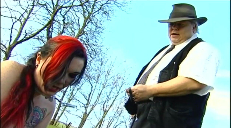 Absolute BDSM films - The original: Penghinaan di luar
