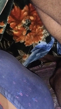 Hon låter mig inte använda sin teeen tighta fitta.