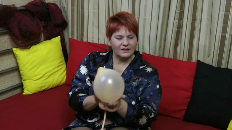 Anna Devot: Annadevot - dildo pompalama edepsizce konuşma