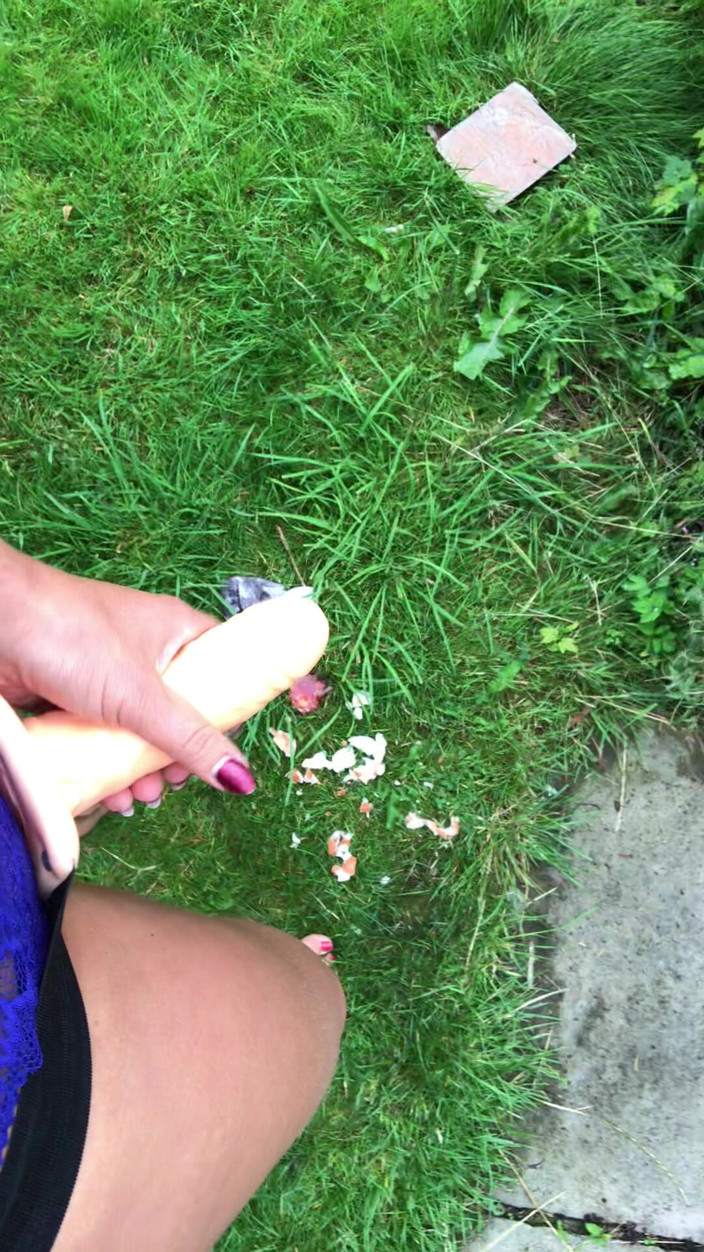 CALLIE ROKS: Clean My Mud Dirty Feet Slave