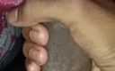 Robbie Stark: Ragazzo indiano desi si masturba da solo a casa