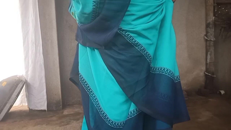 Priyanka314: Une beauté tamoule au foyer taille une pipe