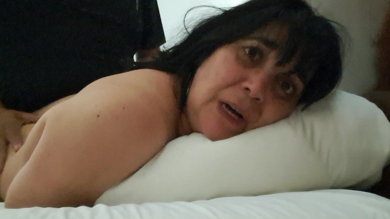 Mommy big hairy pussy: Primesc durere și plăcere de la fratele unui soț