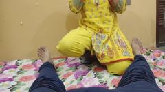 Sairaxsaim: (pakistanska) Vacker styvmamma som har kul med styvson midnattsklar hindi-konversation