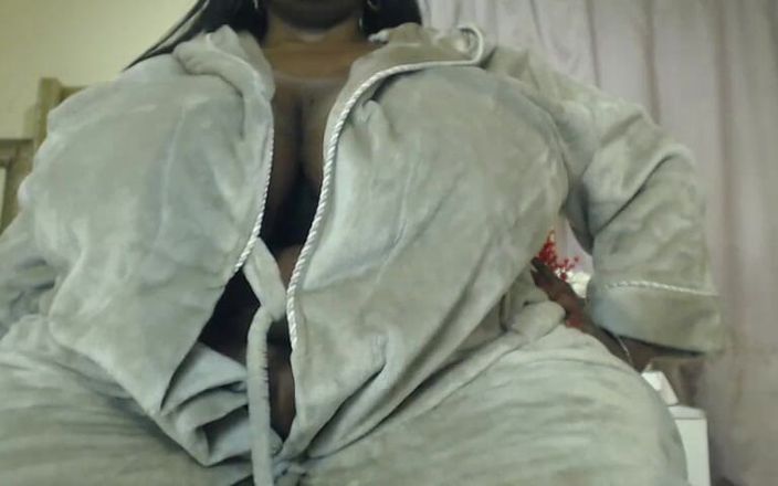 Legendary Booty Overdose: Dicker arsch, ebenholz neckt und schüttelt ihre fetten titten