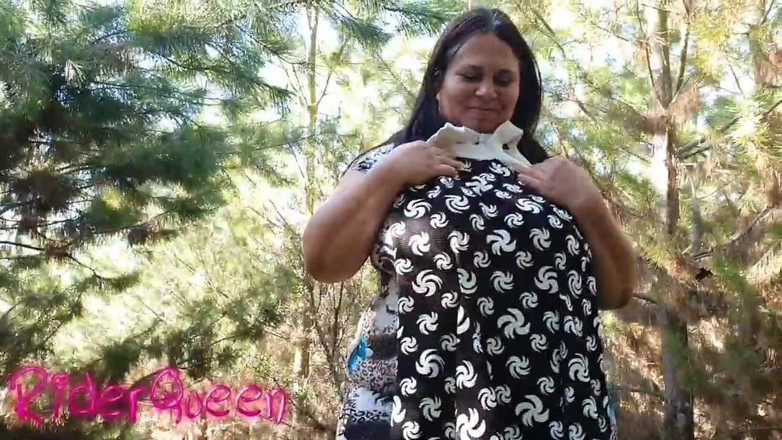 Riderqueen: Madrasta joi em floresta ao ar livre