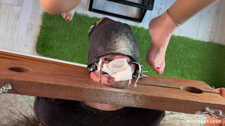 Mistress Legs: Foot Dust Feast Pedicure Scrapings Straight Into Slave's Mouth