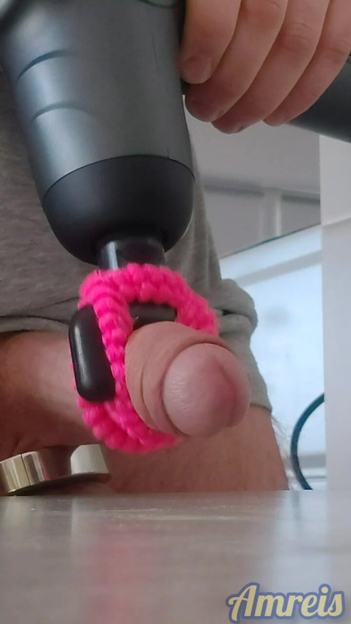 Amreis: A Massage Toy Milks My Cock to a Pulsating Orgasm