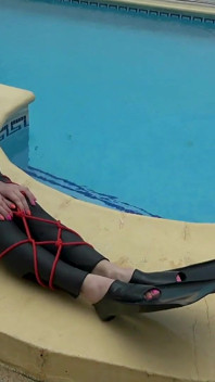 Kombinezon Bondage Syrenka śliski basen Kink z płetwami, liną i głębokim nurkowaniem