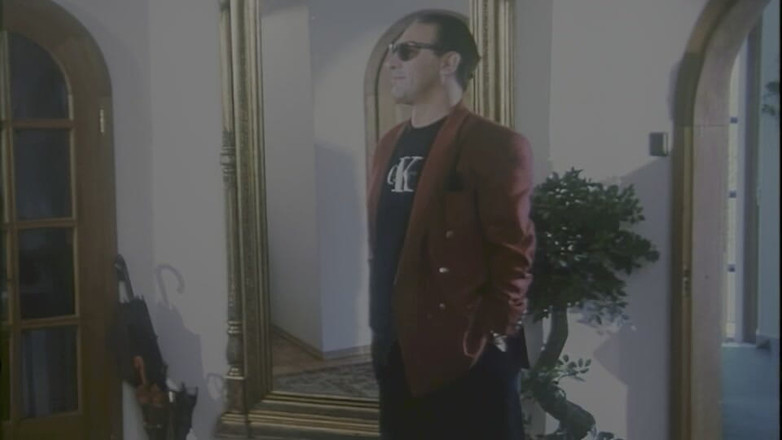 pornitaliangraffiti: Der Italienische Hengst, Seine Tante Und Nichte