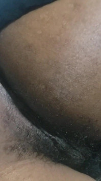 Selbstgedreht, reife, heiße MILF, sehr heiß, behaarte muschi, sex