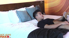 Hot Guys Fuck: ¡Maldito! Caliente pinoy jock folla prostituta para funsies