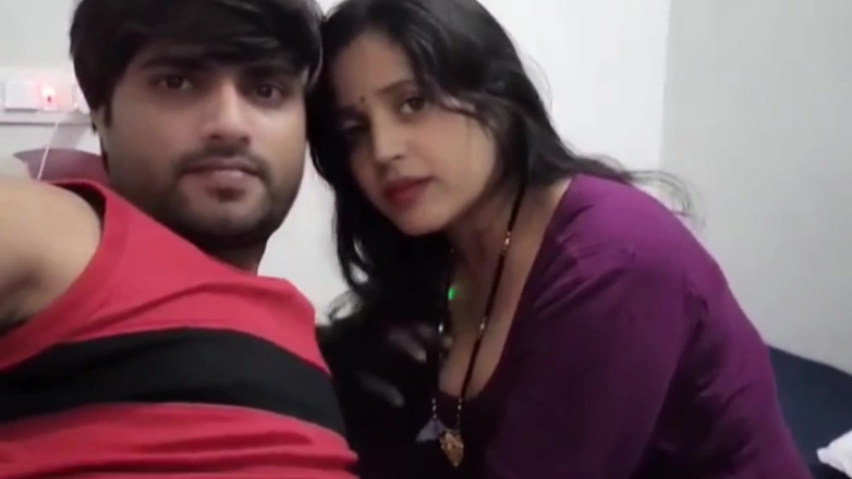 Komalaman: Bhabhi's Sex with Hindi Audio