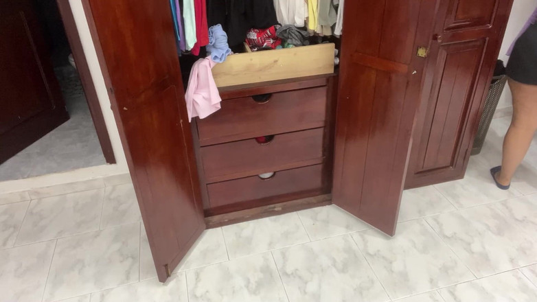 Katrina4deluxe: Najseksowniejsza dziewczyna BBW rozbiera się