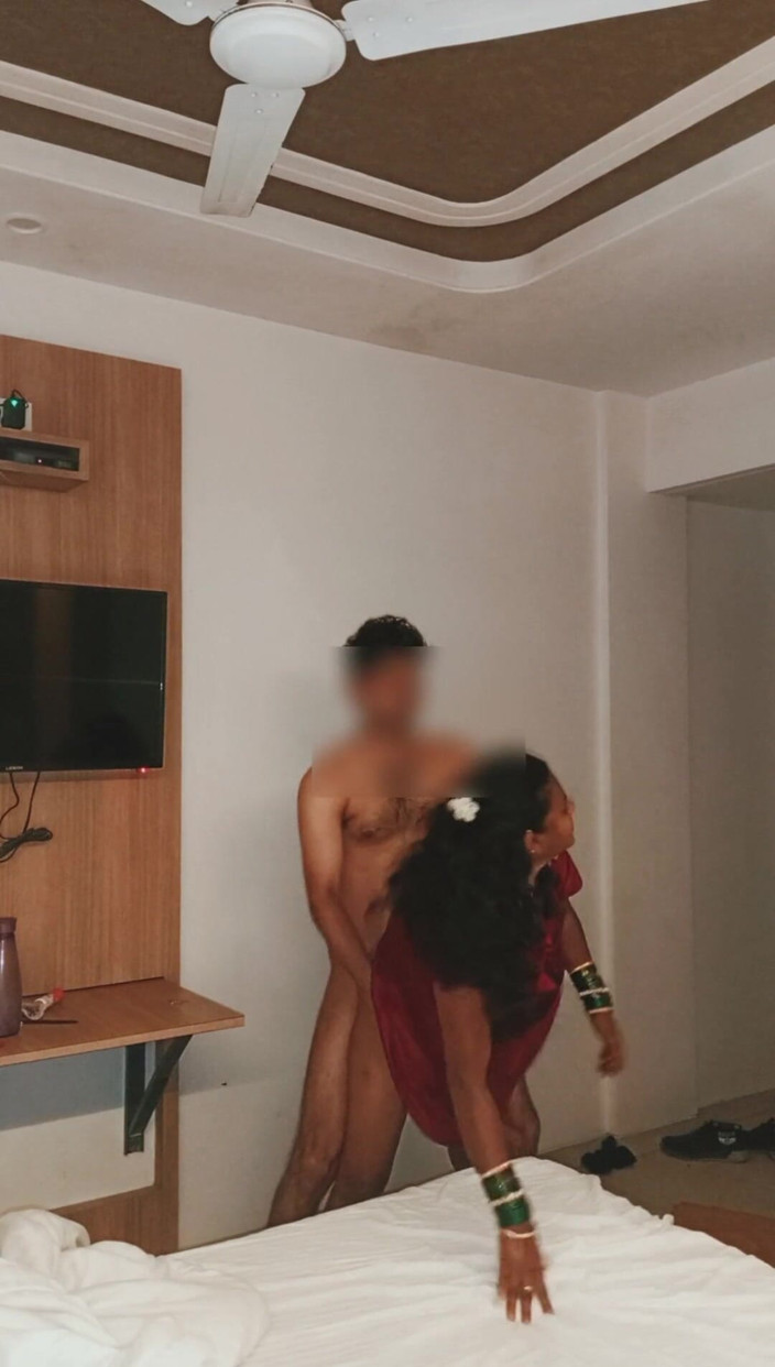 Harder299: Recém-casada indiana madrasta fodida por enteado, gemido muito quente
