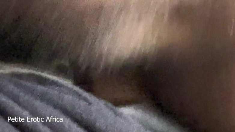 Petite Erotic Africa: African Ebony Teen Attempts Amazon Style