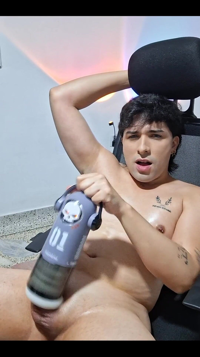 Diego_latinboy: Masturbare