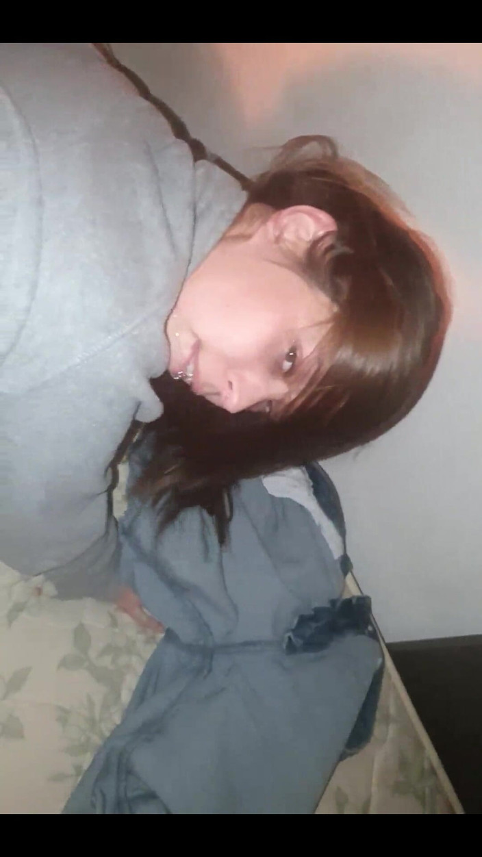 Holycandy: Ich ficke einen anderen und schick es meinem freund