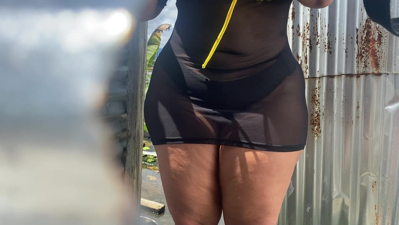 zendella usain: 性感女孩在公共场合被拍摄