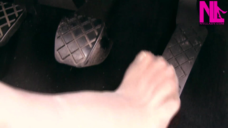 Nyllady: Sensual Pedal Pumping in Nude Pantyhoses and Flats
